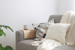 Read more about the article Finding the Right Cushions for Your Home Decor