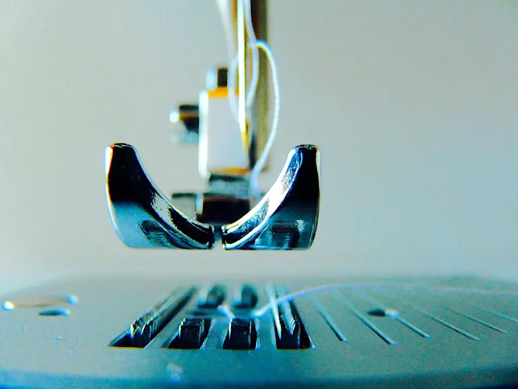 How A Sewing Machine Works 3