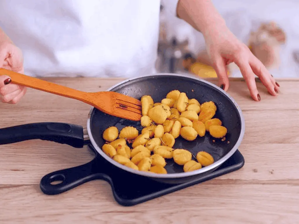 What Is The Best Substitute For Parchment Paper For Baking 4