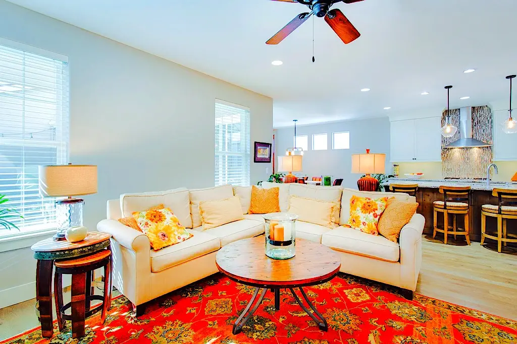 How To Choose A Sofa And Clean It 1