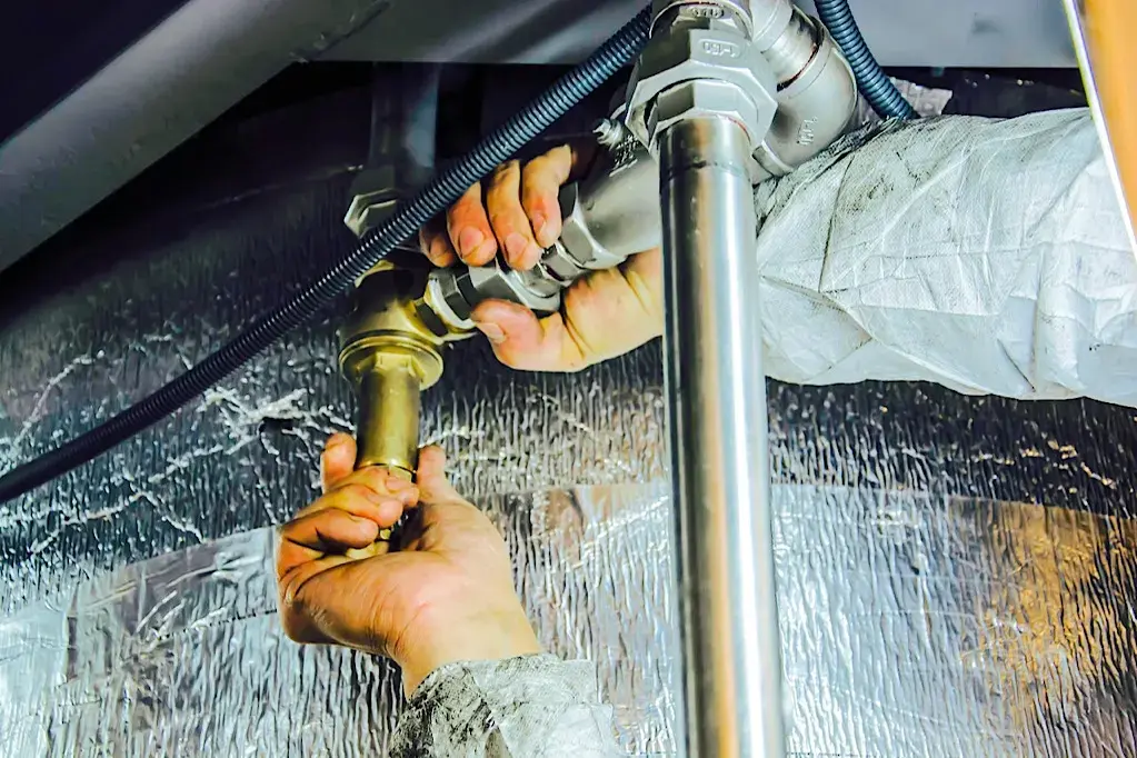 How To Fix Plumbing Issues In Your Apartment 1