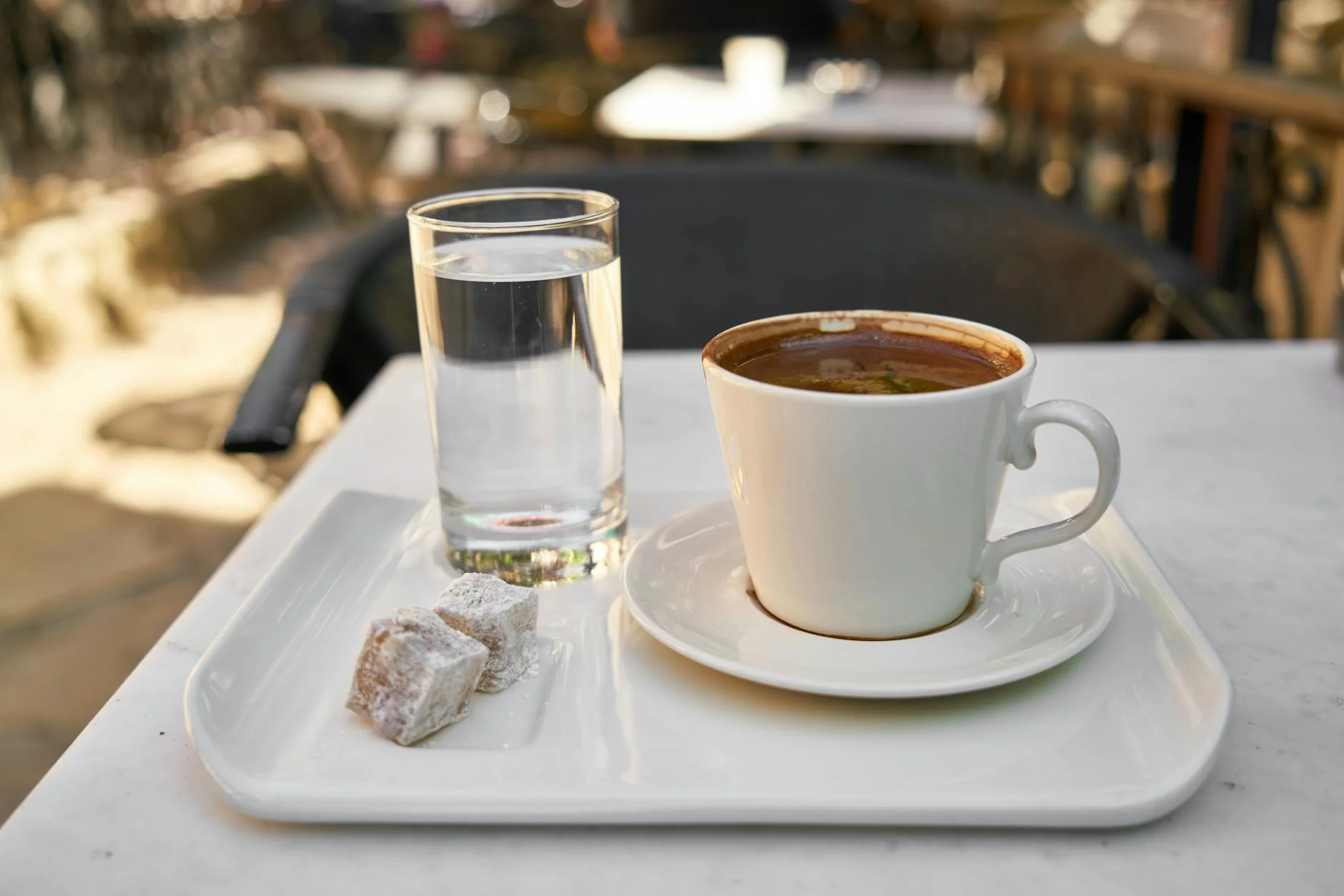 stylish coffee table trays